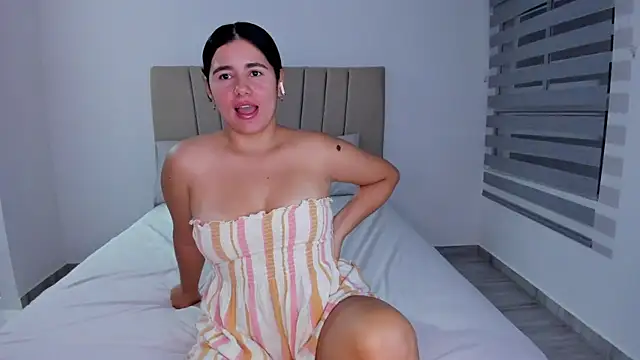 Natasha-28 online show from February 14, 2:19 am