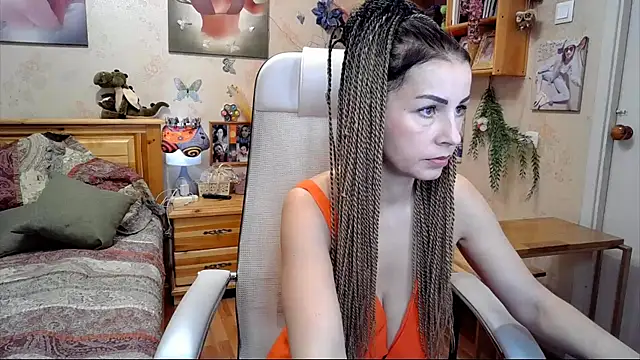 Kendra Mom online show from February 11, 9:42 am