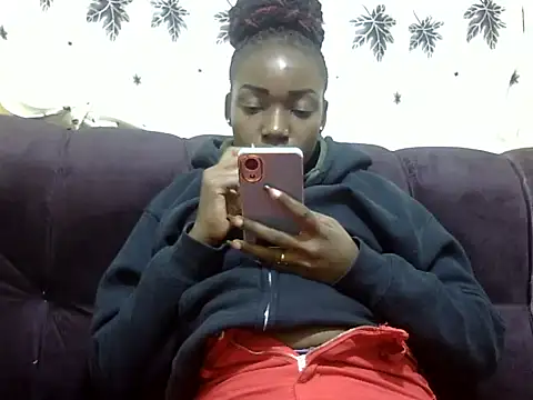 Sexy racy rebel  online show from January 31, 11:45 pm