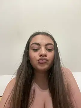 ayshalove online show from February 17, 3:42 pm