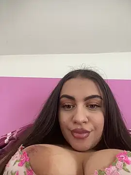 ayshalove online show from March 18, 2:04 pm
