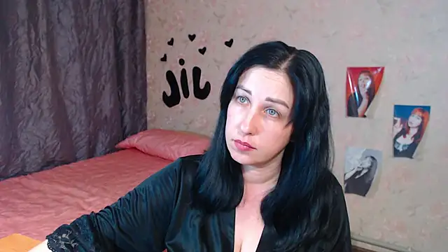 JillStevens online show from November 8, 5:12 pm