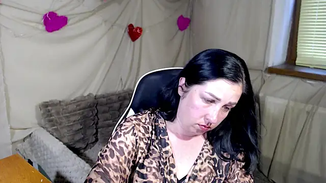 Snapshot of JillStevens chatting on June 9, 5:24 pm JillStevens online show from June 9, 5:24 pm