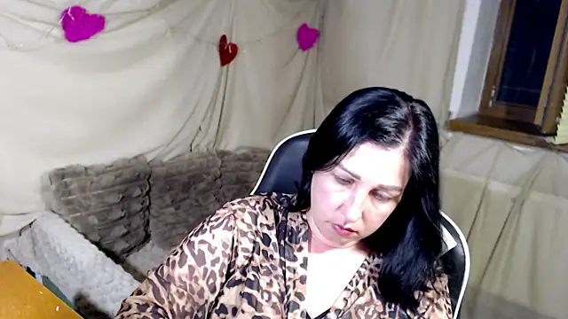 Snapshot of JillStevens chatting on June 12, 7:57 pm JillStevens online show from June 12, 7:57 pm
