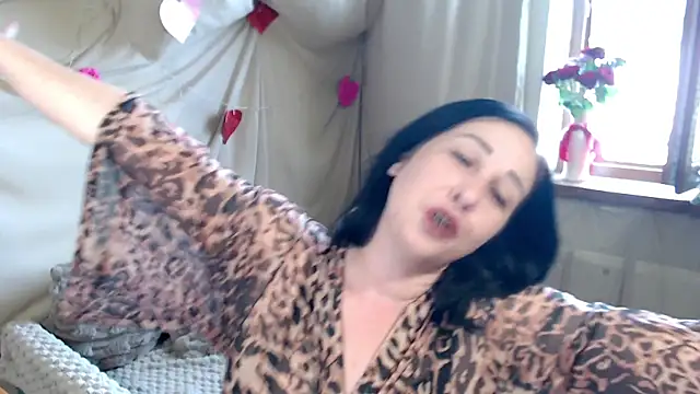 JillStevens online show from July 13, 11:13 am