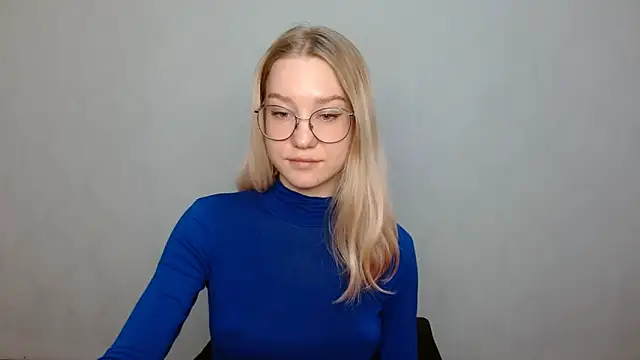 cindi hot online show from February 11, 11:32 am