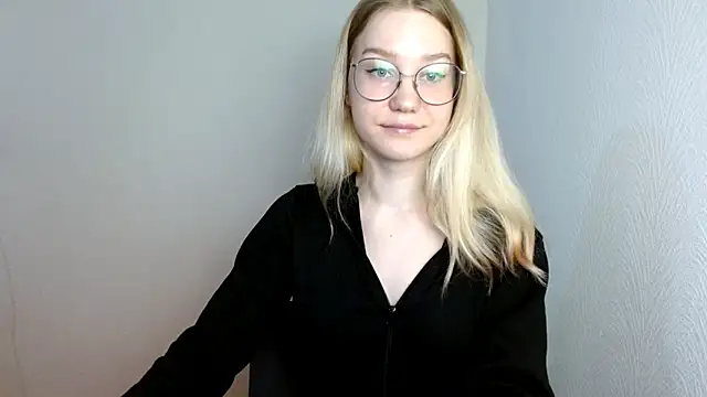 cindi hot online show from March 12, 12:36 pm