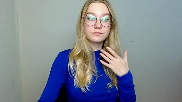 cindi hot online show from November 17, 11:27 am