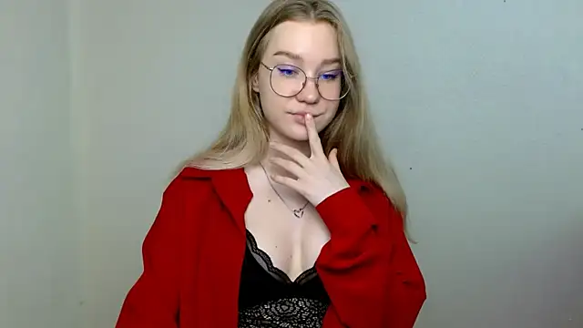 Snapshot of cindi_hot chatting on June 7, 10:30 am cindi hot online show from June 7, 10:30 am