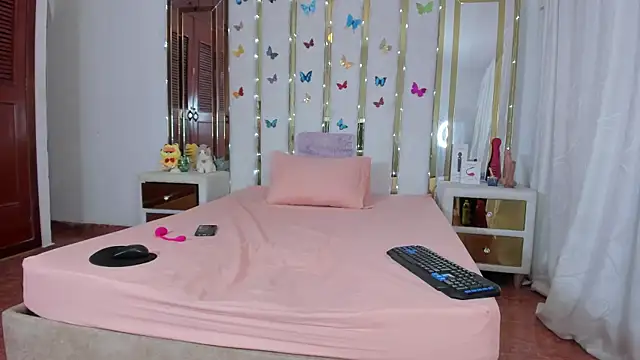 Snapshot of AnyelaGitanaMature chatting on November 29, 3:42 am AnyelaGitanaMature online show from November 29, 3:42 am