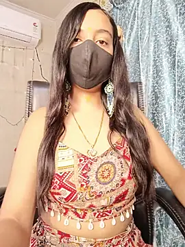 Snapshot of Parinaaz18 chatting on May 12, 12:41 am Parinaaz18 online show from May 12, 12:41 am