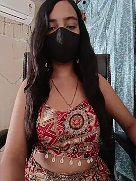 Snapshot of Parinaaz18 chatting on June 23, 4:43 am Parinaaz18 online show from June 23, 4:43 am