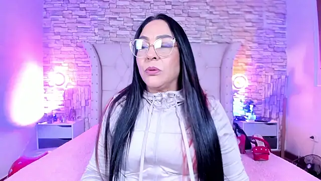 Gina Myers online show from February 28, 11:33 am