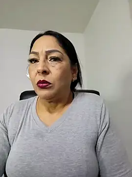 Gina Myers online show from April 28, 3:44 am