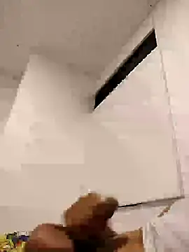 Snapshot of sexylatino22 chatting on December 3, 4:25 am sexylatino22 online show from December 3, 4:25 am