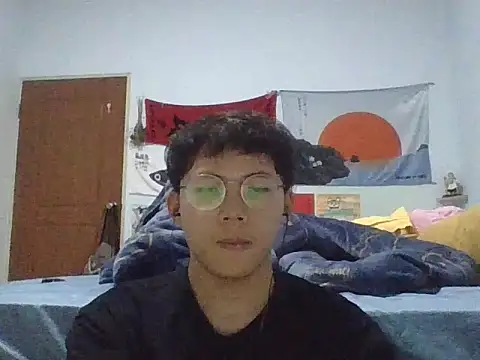 Snapshot of ZHIIz chatting on February 18, 2:57 pm ZHIIz online show from February 18, 2:57 pm