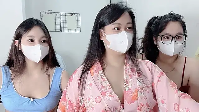 Snapshot of Bamboo_Swetie chatting on January 16, 4:44 pm Bamboo Swetie online show from January 16, 4:44 pm