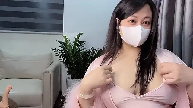 Snapshot of Bamboo_Swetie chatting on April 8, 3:23 pm Bamboo Swetie online show from April 8, 3:23 pm