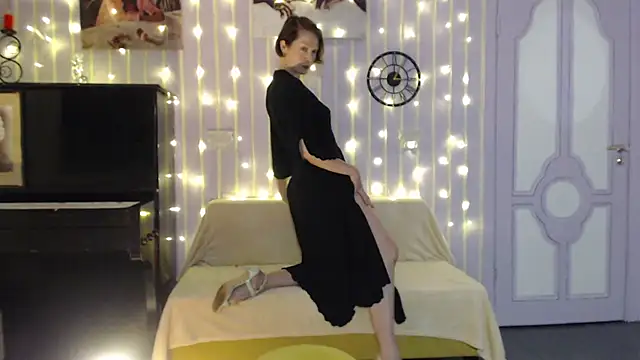 Marquise555 online show from January 8, 5:59 pm