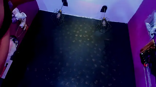 Alexa Slave online show from January 7, 7:16 pm