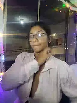 Sofythom1 online show from December 5, 11:18 pm