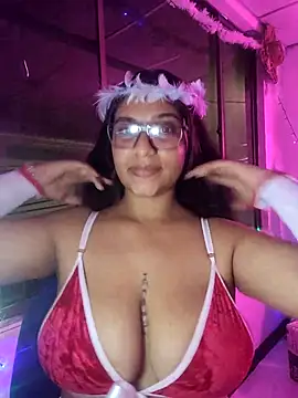 Sofythom1 online show from December 31, 6:37 am