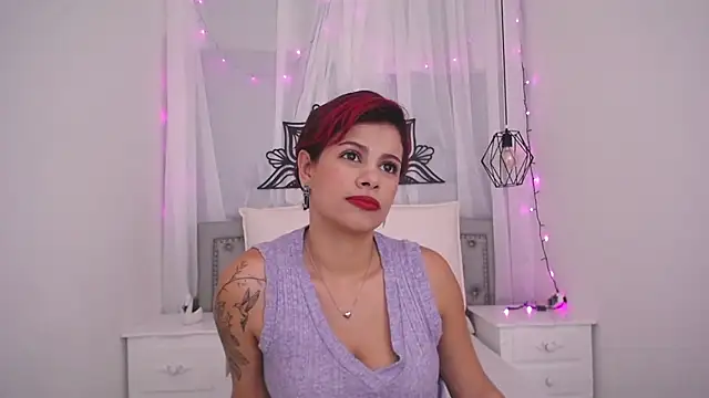 Snapshot of MarianaSanz chatting on December 7, 5:31 pm MarianaSanz online show from December 7, 5:31 pm