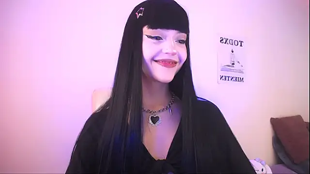 Snapshot of elektraa_sky11 chatting on March 22, 10:35 pm elektraa sky11 online show from March 22, 10:35 pm