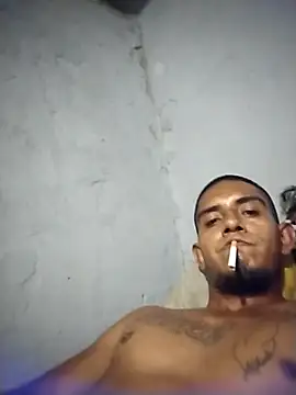 Snapshot of josevazk37 chatting on June 21, 8:28 am josevazk37 online show from June 21, 8:28 am