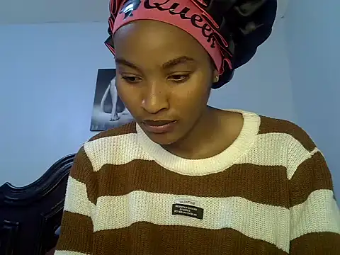 cute-alexis online show from May 10, 9:14 am