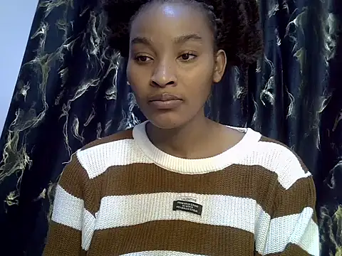 cute-alexis online show from May 13, 1:30 pm