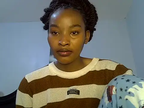 cute-alexis online show from May 14, 8:32 am