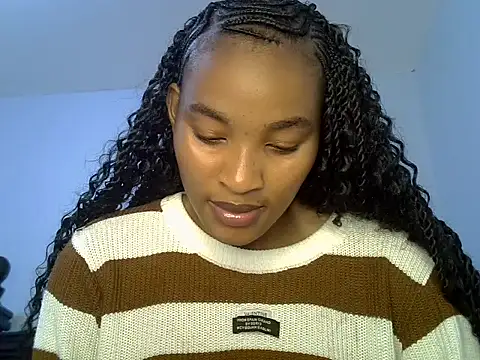 cute-alexis online show from May 28, 10:45 am