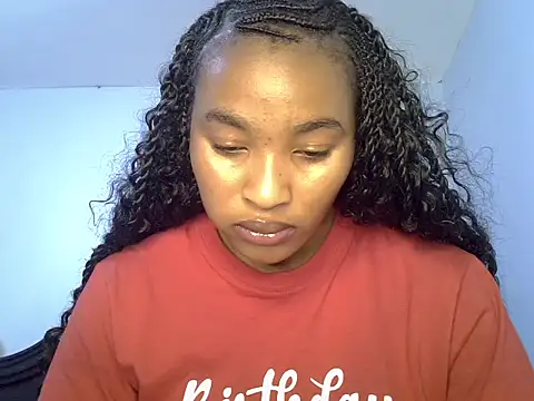 cute-alexis online show from June 5, 8:20 am