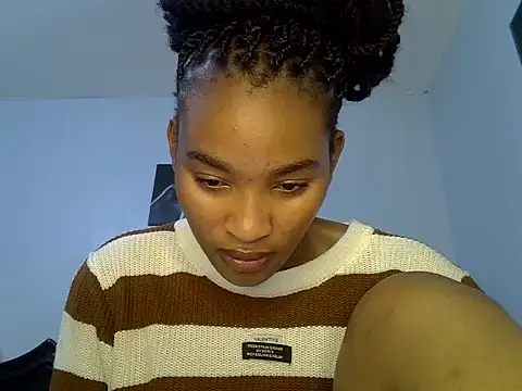 cute-alexis online show from June 10, 8:57 am