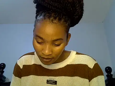 cute-alexis online show from June 15, 9:22 am