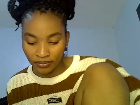 cute-alexis online show from June 16, 8:33 pm