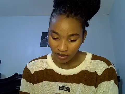 cute-alexis online show from June 20, 8:17 am