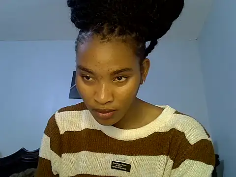 cute-alexis online show from June 21, 8:17 am