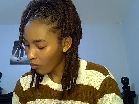 cute-alexis online show from July 3, 9:48 am