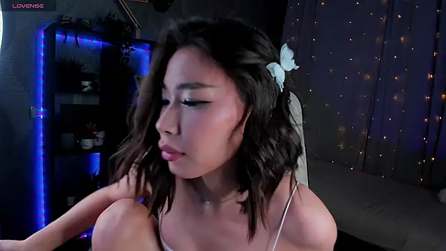 Snapshot of sensualily chatting on March 15, 6:10 pm sensualily online show from March 15, 6:10 pm