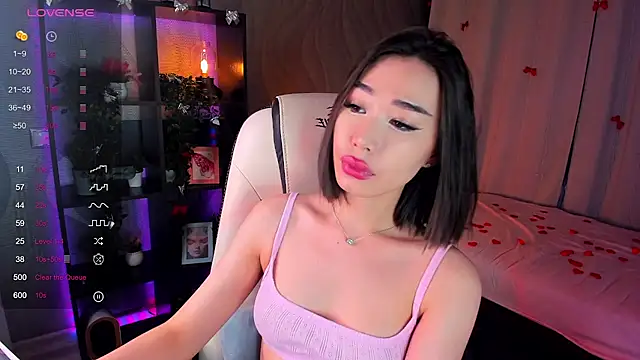 sensualily online show from March 4, 4:13 pm