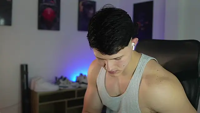 Snapshot of Hazzan_Velez chatting on September 20, 2:01 am Hazzan Velez online show from September 20, 2:01 am