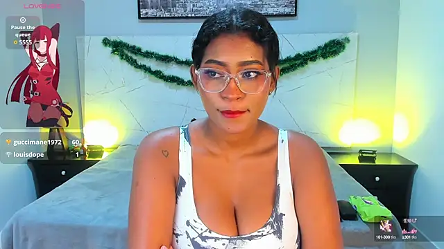 LAYLATAYLOR  online show from December 18, 9:04 am