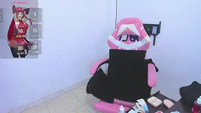 LAYLATAYLOR  online show from March 18, 2:36 am