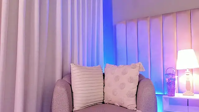 Snapshot of Paulina_Monroy chatting on November 25, 12:54 am Paulina Monroy online show from November 25, 12:54 am