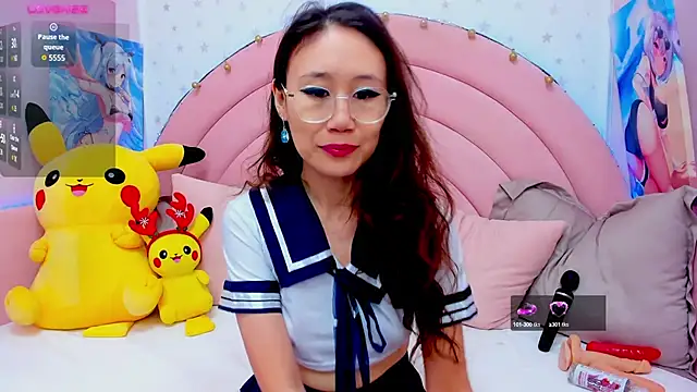 Snapshot of Nao__Chan_ chatting on January 8, 1:21 am Nao Chan online show from January 8, 1:21 am