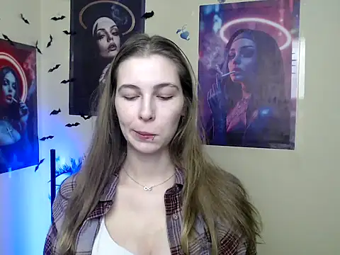 StrangerGi online show from January 9, 7:00 am