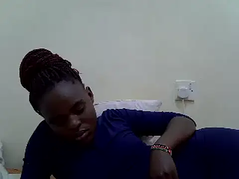 Snapshot of dirtyshowgirl chatting on December 29, 9:39 am dirtyshowgirl online show from December 29, 9:39 am