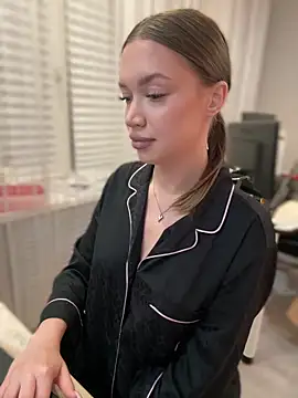 bunnyrich online show from October 9, 10:41 pm